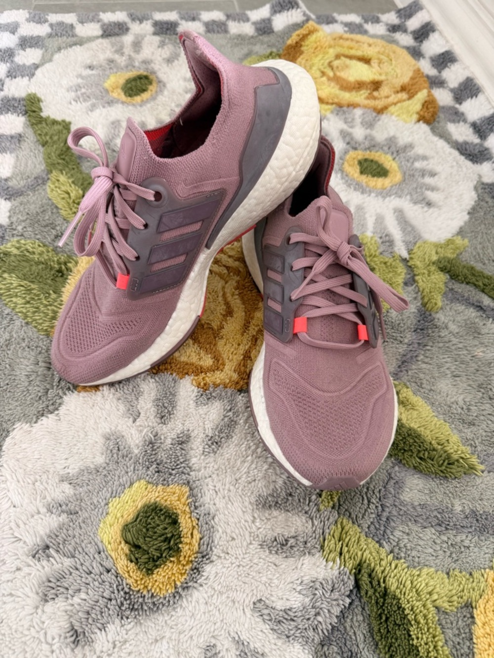 Women's Adidas UltraBoost 22 running shoe